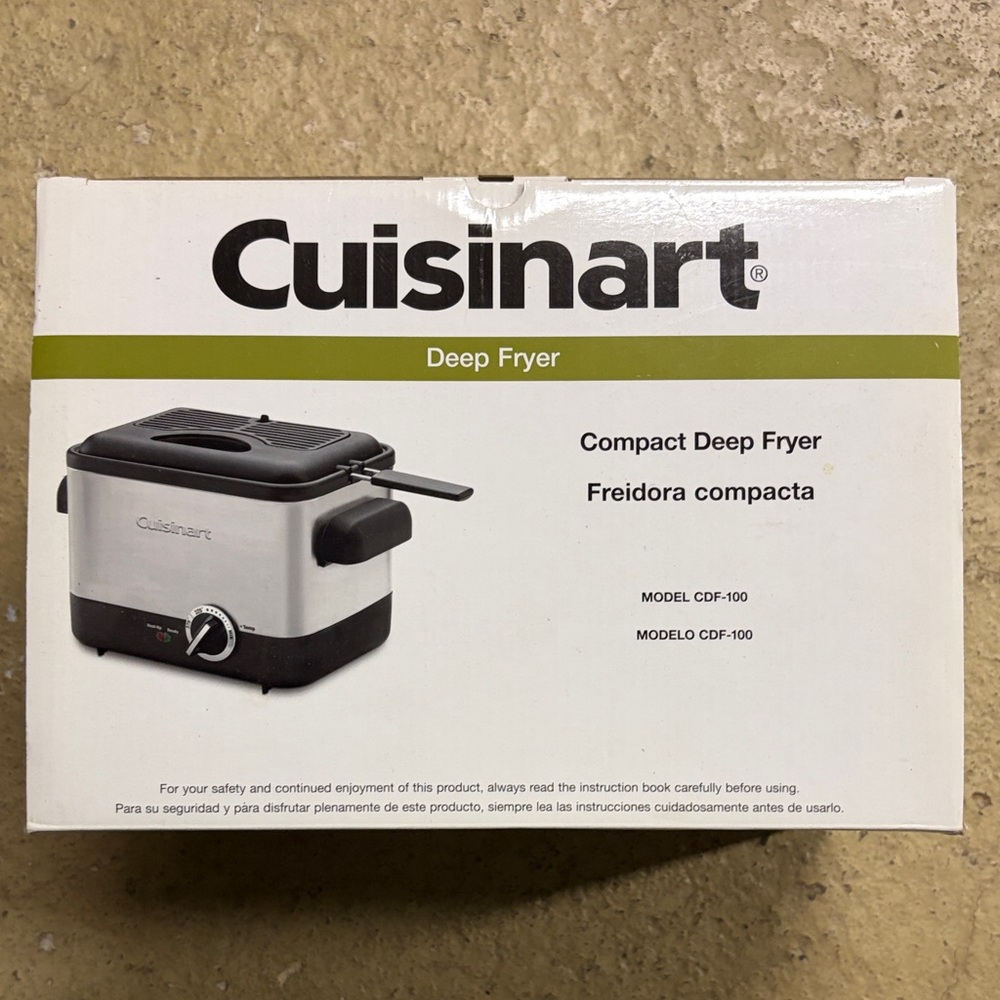 Cuisinart Silver and Black Deep Fryer
